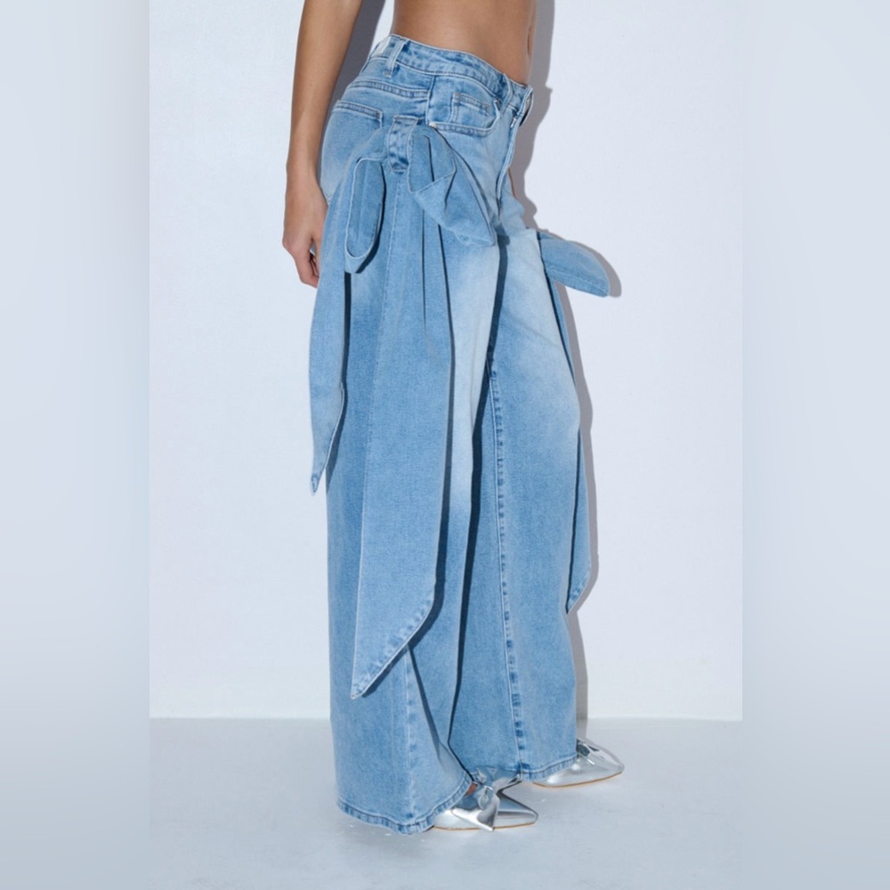 Aviva Bow Detail Wide Leg Jean - Picture 5 of 7